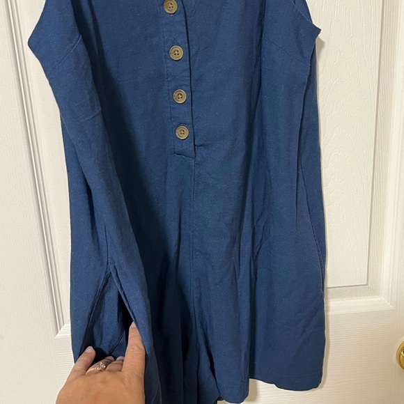 Romper - Picture 3 of 4